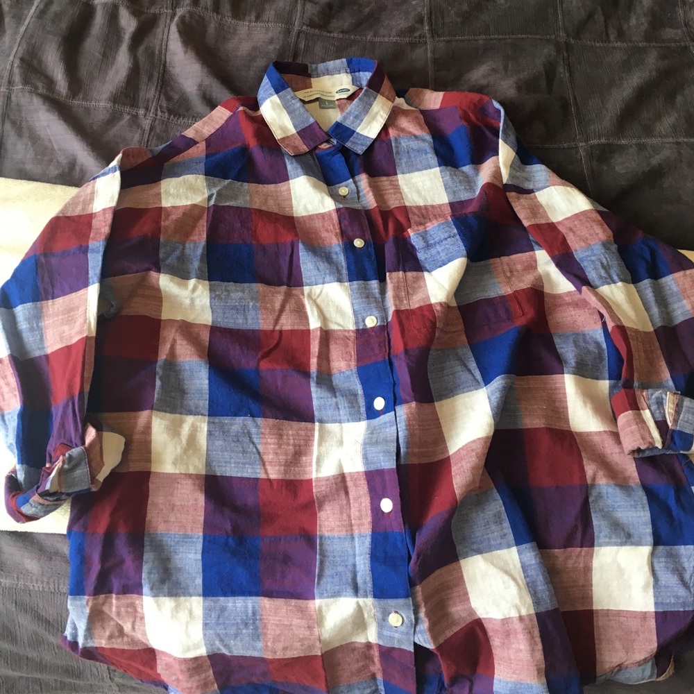 A large old navy boyfriend flannel used once.