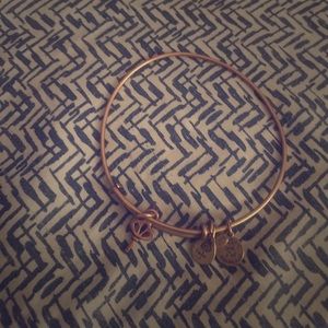 Alex and Ani Royal Tulip Symbol Gold Band