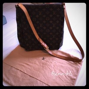 💯Authentic Louis Vuitton Musette Salsa GM