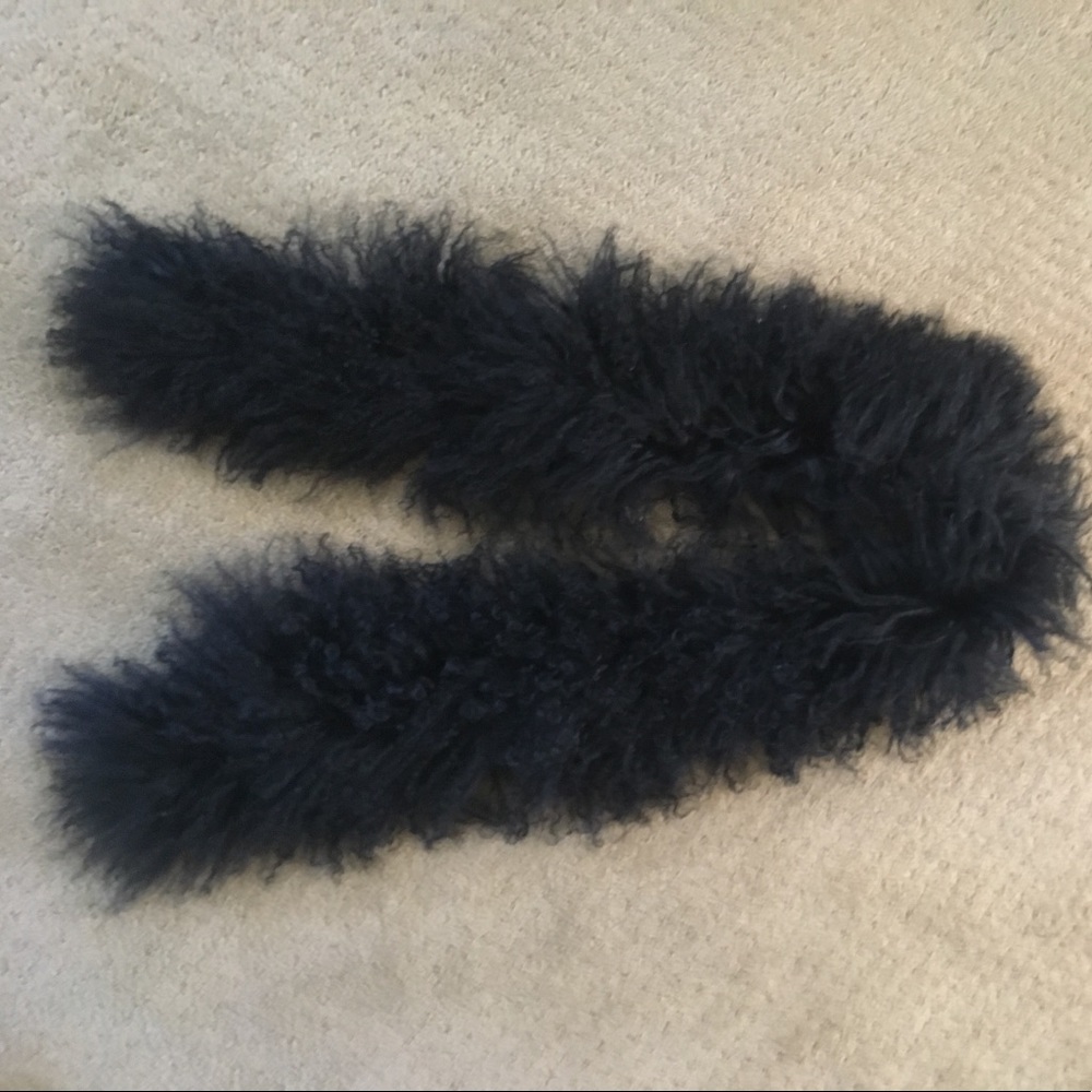 Curly lamb boa