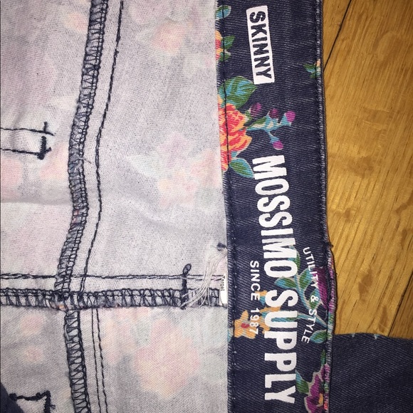 Floral 3/4 skinny ankle mossimo jeans - Picture 3 of 5