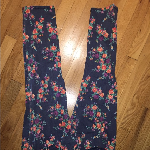 Floral 3/4 skinny ankle mossimo jeans - Picture 4 of 5