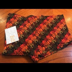 Puzzle TC lularoe leggings