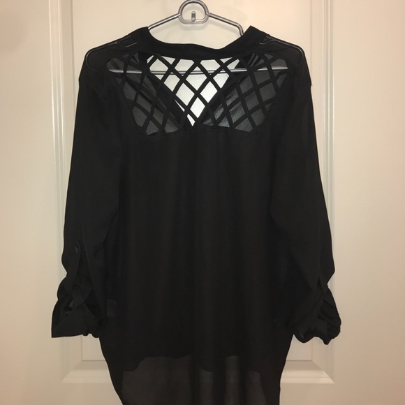 Black top - Picture 3 of 3