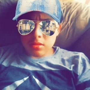 Meet your Posher, Aaron