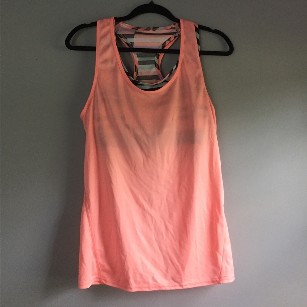 Activewear top