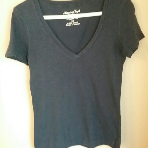 American Eagle Outfitters Tops - American eagle outfitters v neck womens shirt