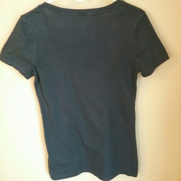 American eagle outfitters v neck womens shirt - Picture 2 of 4