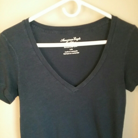 American eagle outfitters v neck womens shirt - Picture 4 of 4