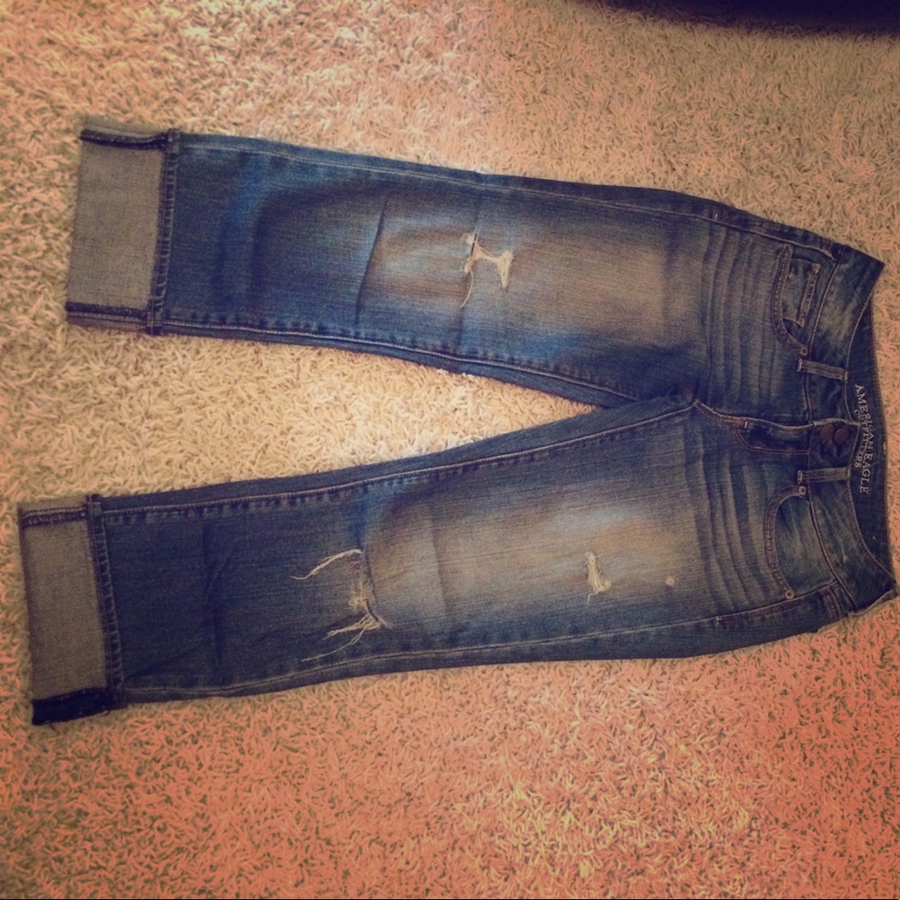 American Eagle artist crop jeans