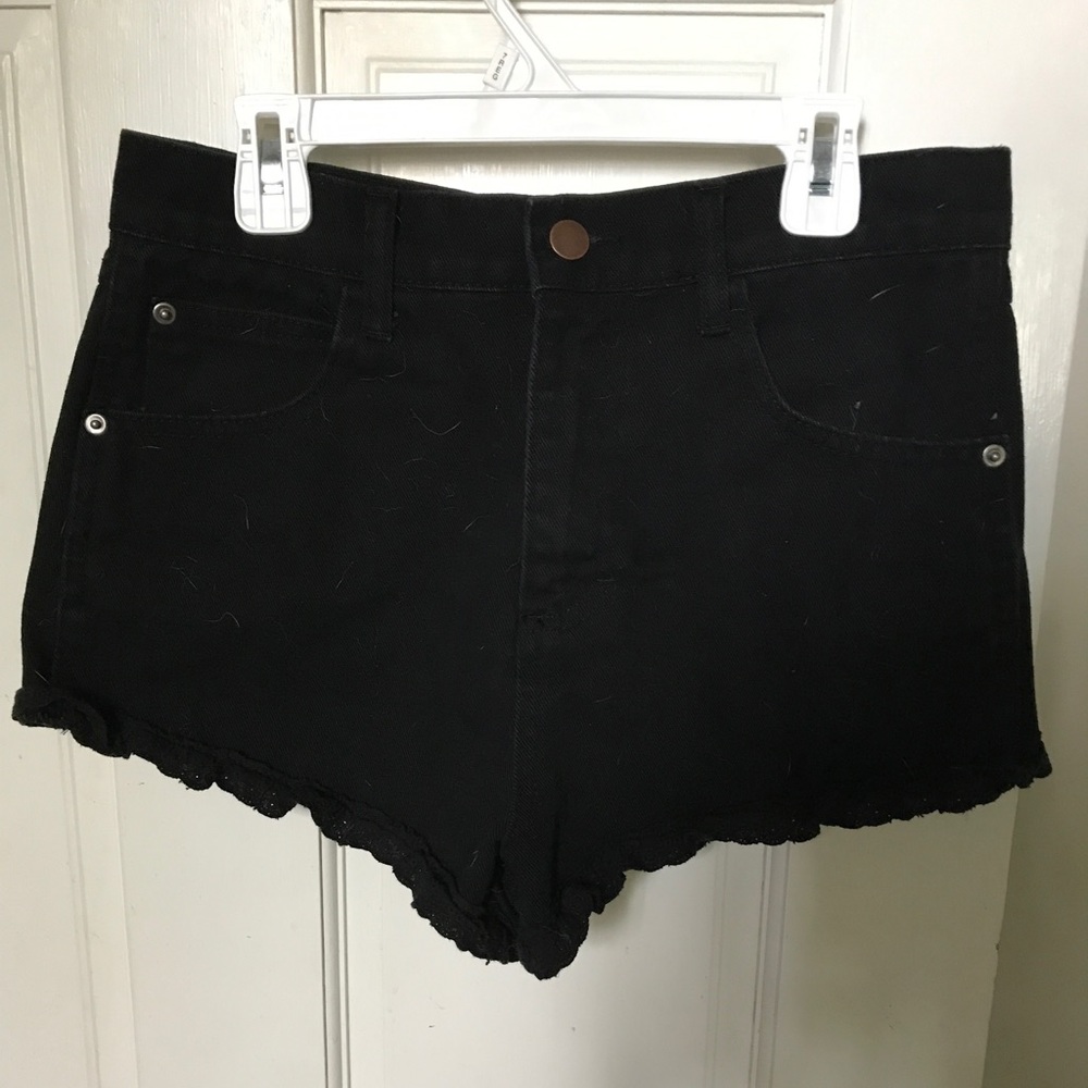 Forever 21 black high waisted shorts