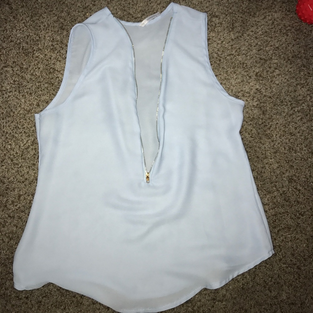 Tight fit zip down top