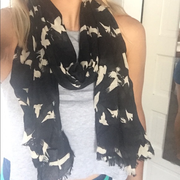 Accessories - Black scarf with white bird pattern