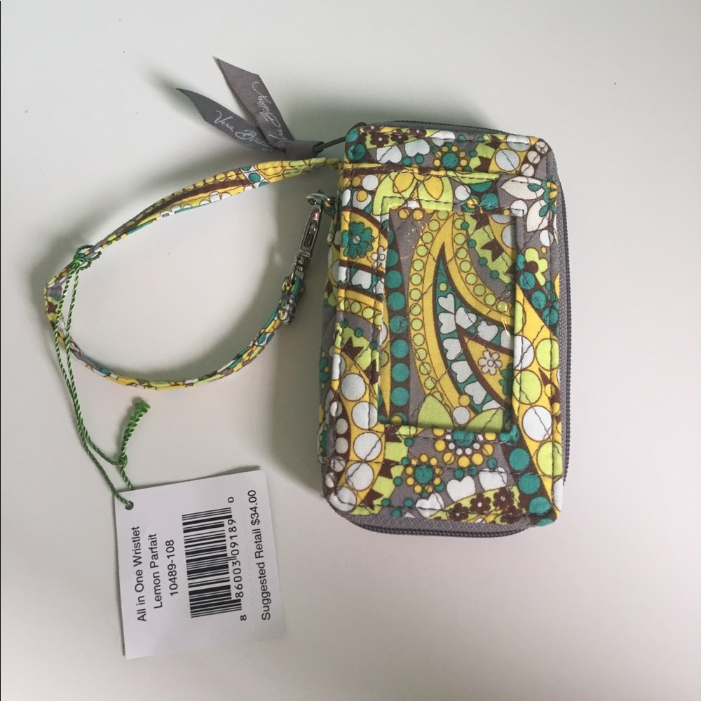 all in one wristlet in lemon parfait!!!