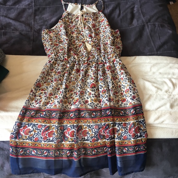 Sundress - Picture 1 of 1
