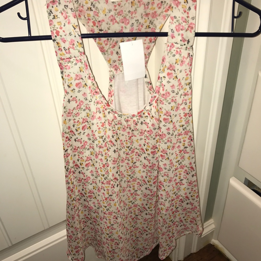 Charlotte Russe Floral Tulip Back Crop Top Blouse