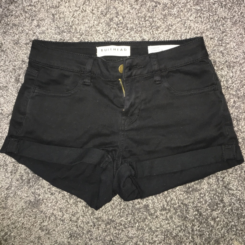 Pacsun black stretchy jean shorts