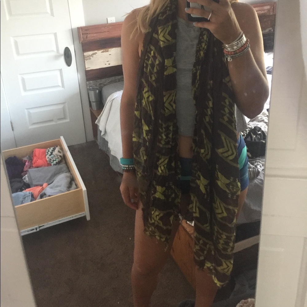 Brown and green scarf