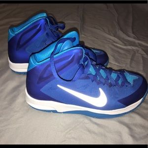 Blue basketball sneakers
