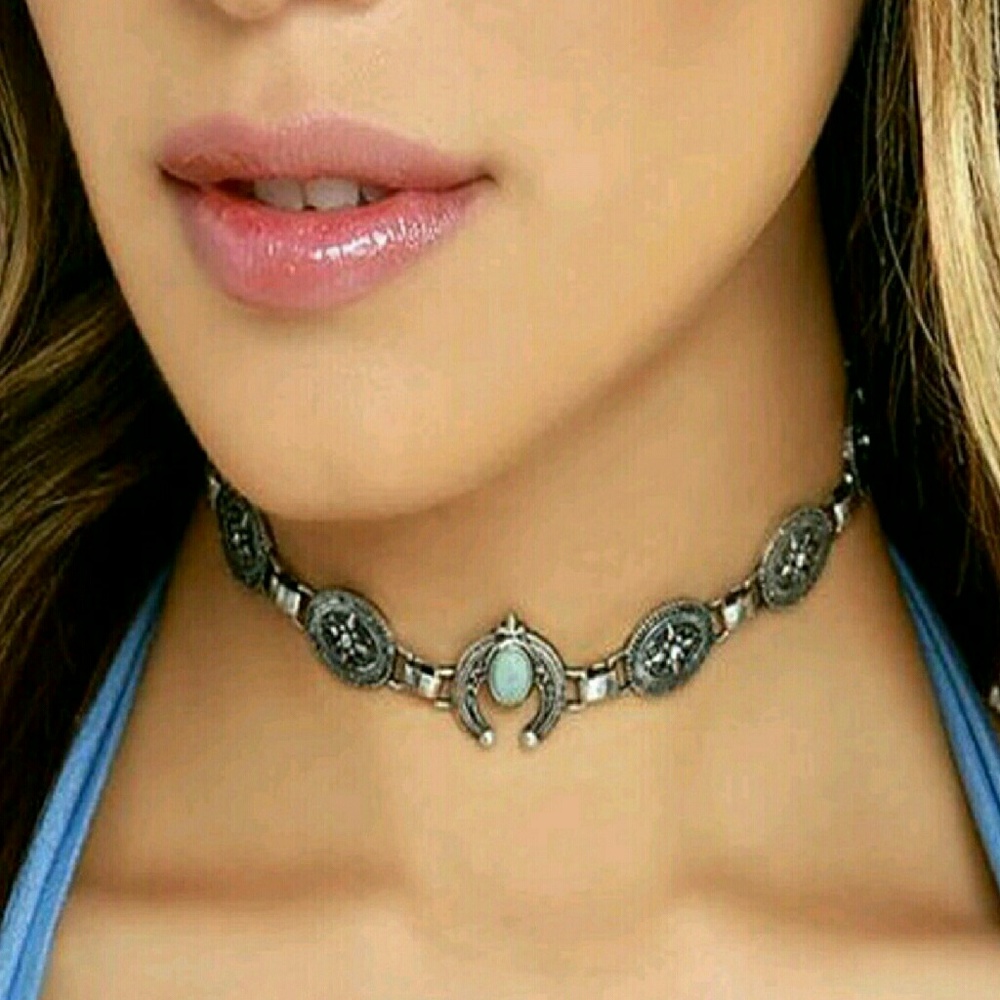 Boho turquoise crescent choker