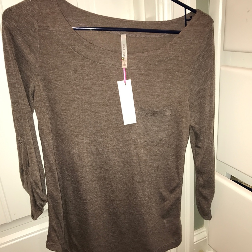 Boutique Brown/Taupe Pocket Rolled Sleeve Top