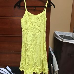 Old navy yellow summer dress