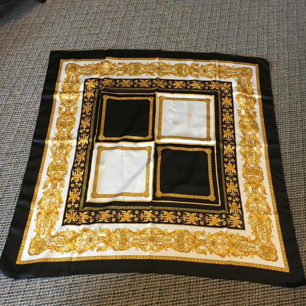Ladies scarf