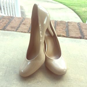 Kelly & Katie Nude Heels