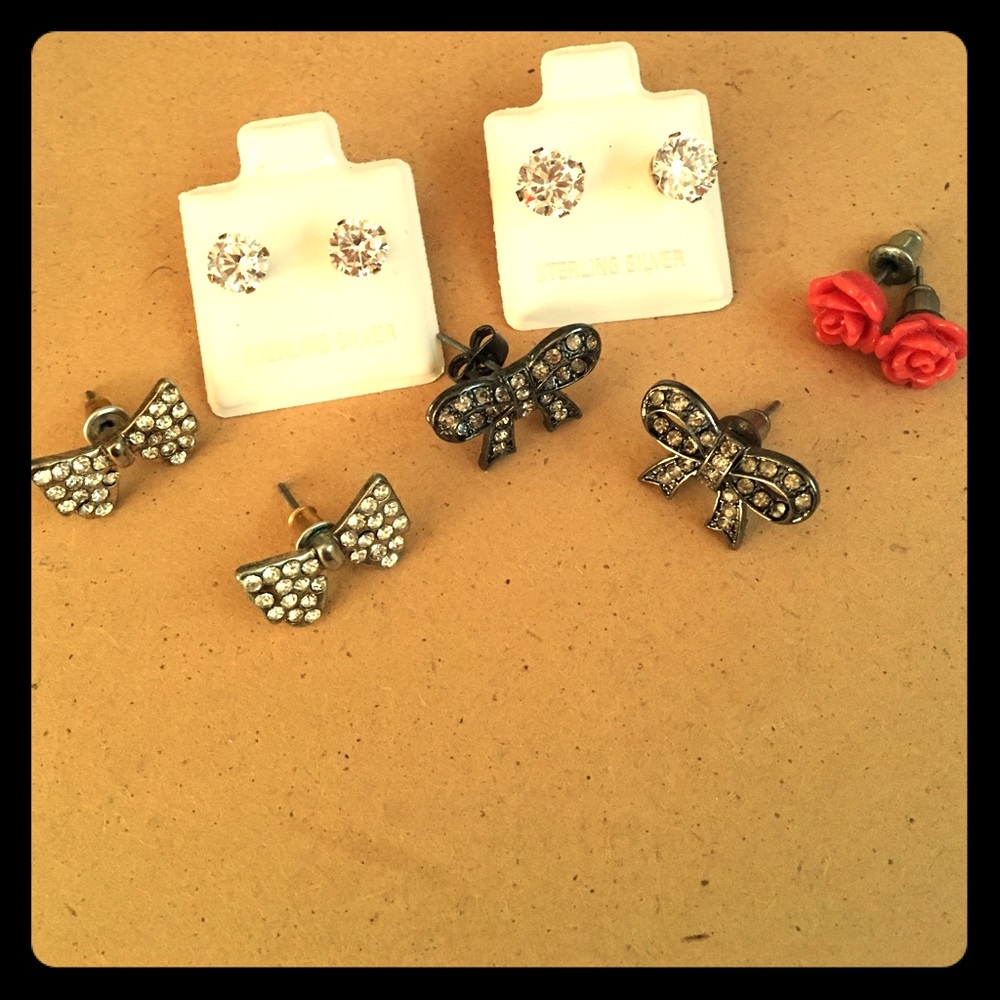 Stud earring set