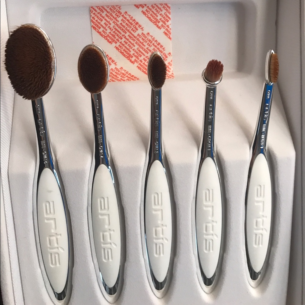 Artis makeup brush set of 5