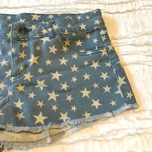 Frayed Hem Star Shorts