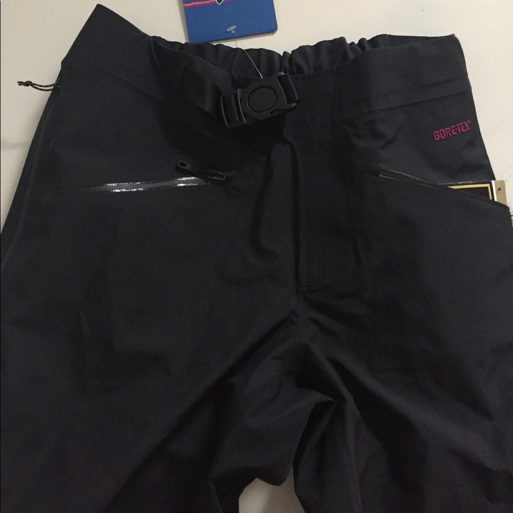 Women's Patagonia snow pants