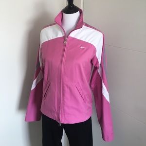 Pink Nike light weight jacket w/reflective accent