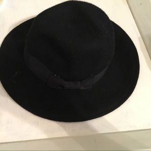 Black hat