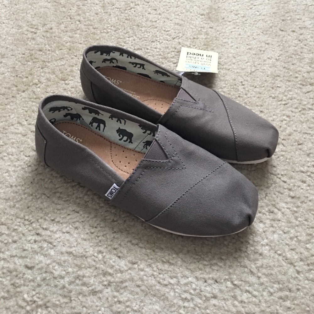 Toms