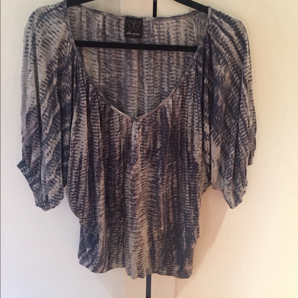 Ella Moss, v neck blouse