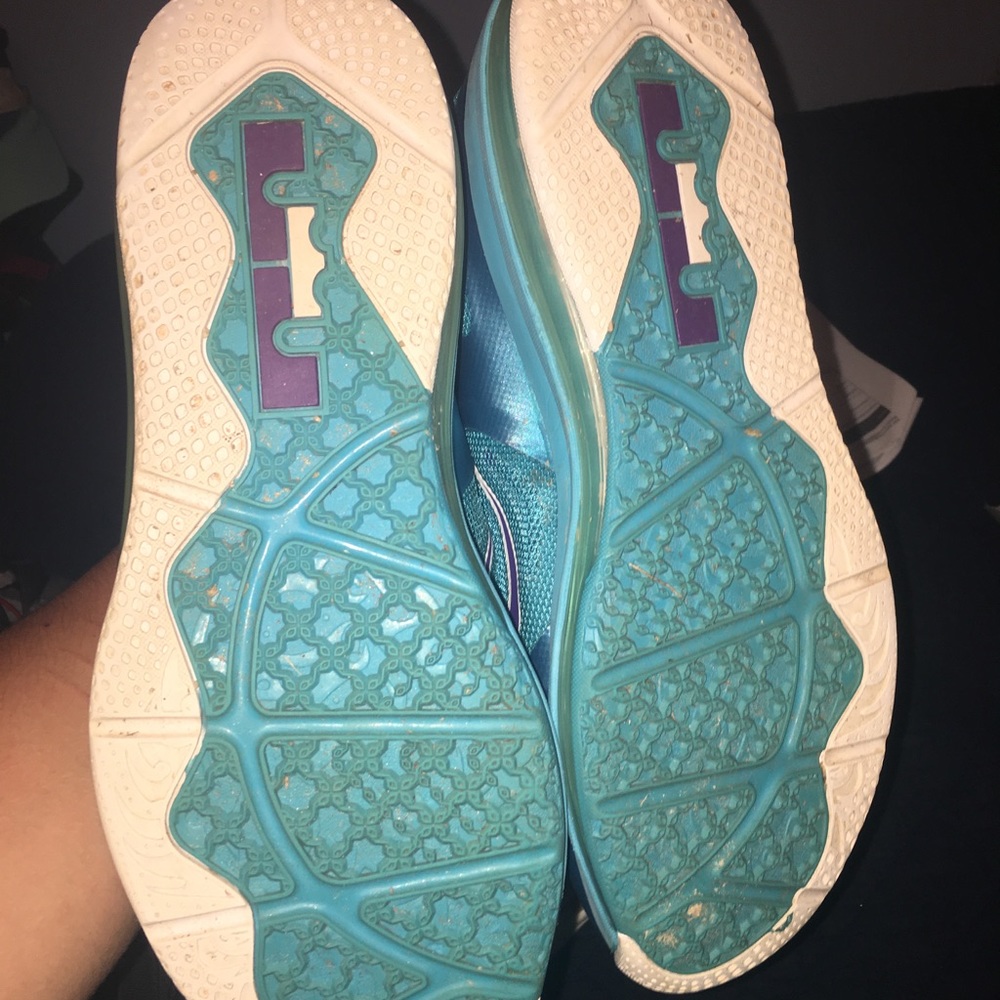 Lebron 9 - Picture 2 of 2