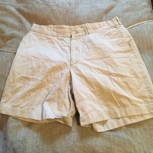 Southern Tide Kaki Shorts