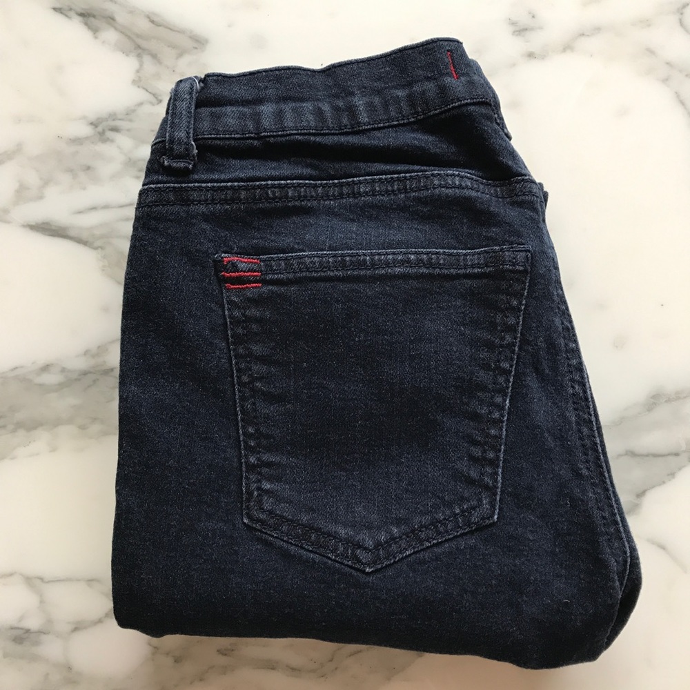 BDG Dark Blue Skinny Jean Size 26