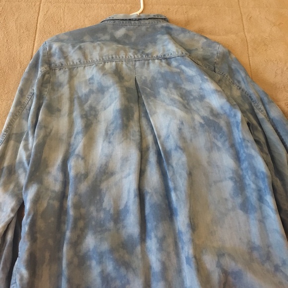 Calvin Klein top FREE with bundle - Picture 2 of 5