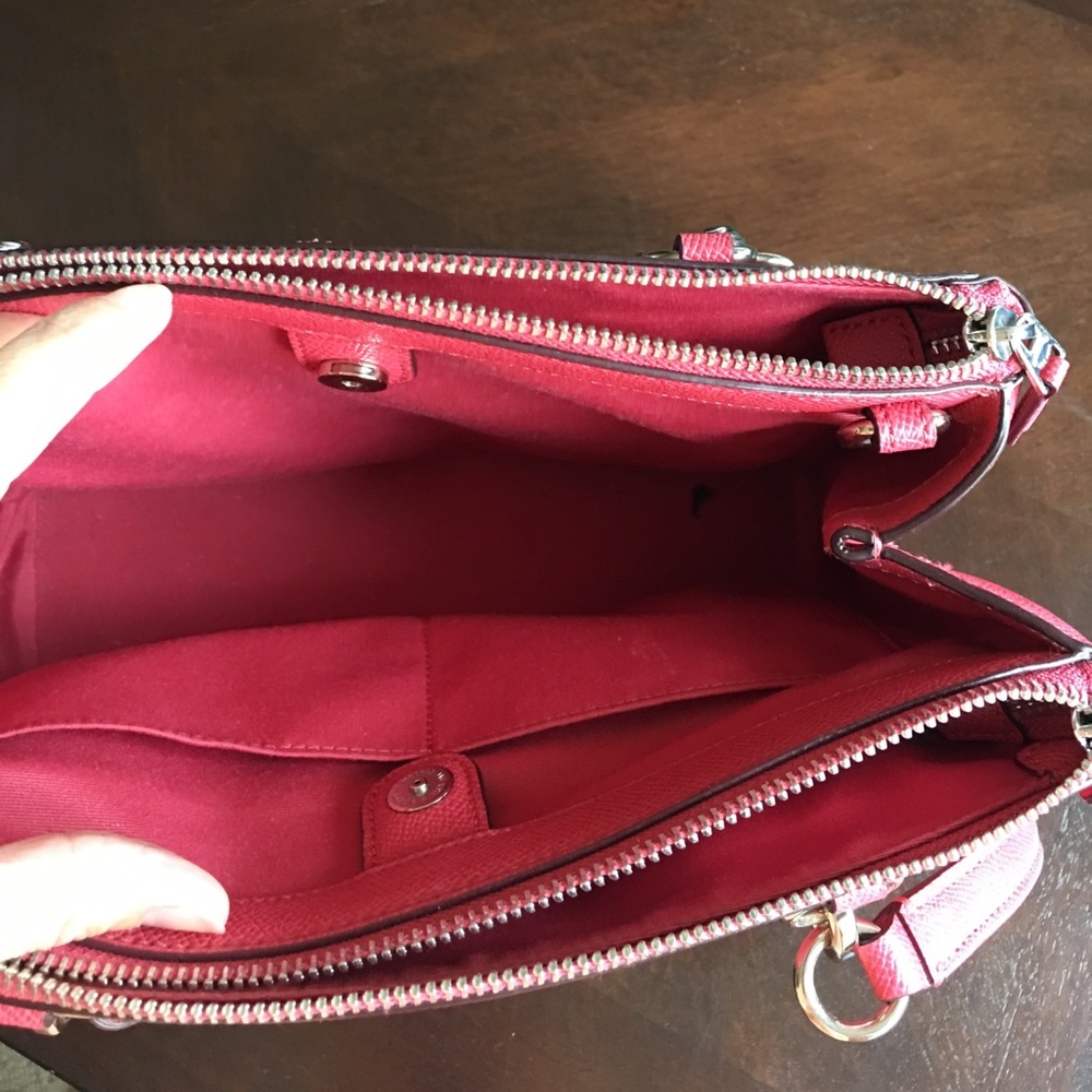 Coach handbag. - Picture 2 of 3