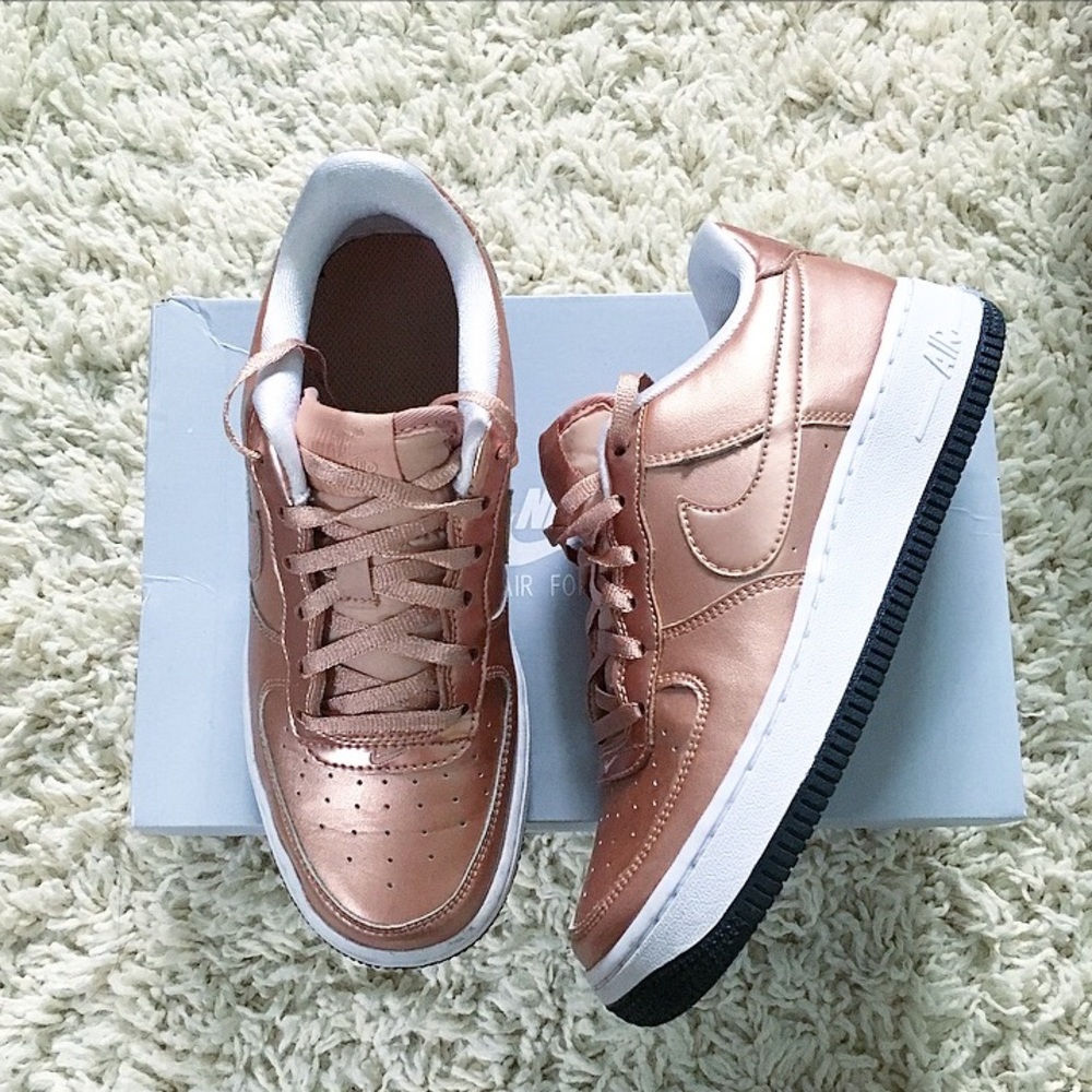 Nikes shoes