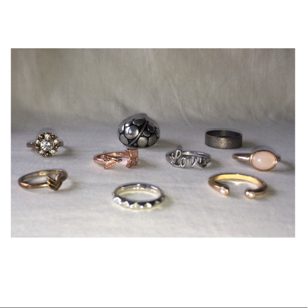 SOLD Ring bundle