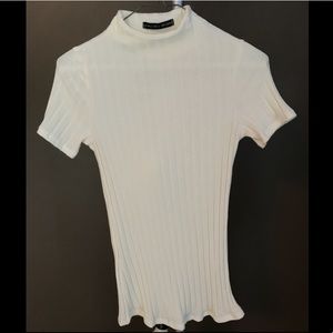 white short sleeve turtle neck shirt/sweater