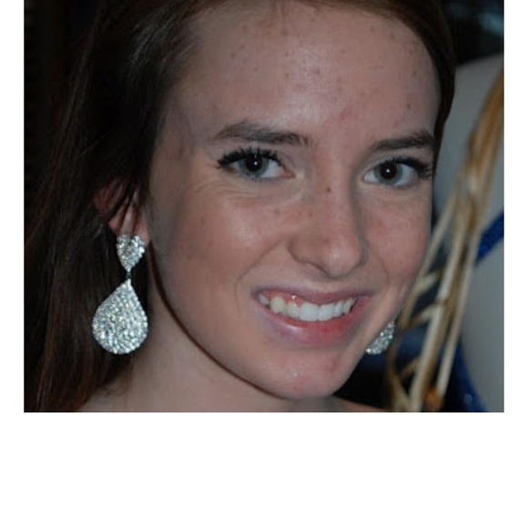 💧GORGEOUS Stone TEARDROP Earrings💧 - Picture 2 of 2