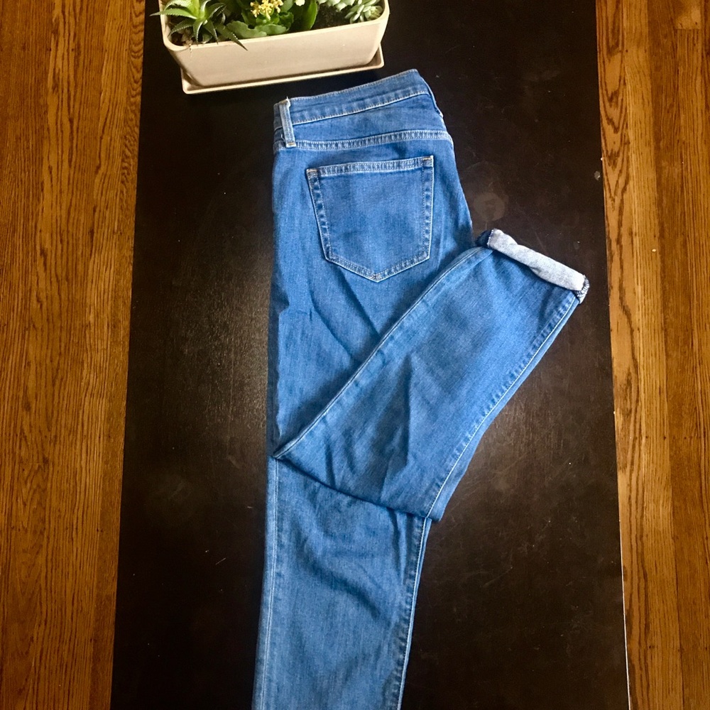 GAP Girlfriend Jeans size 29