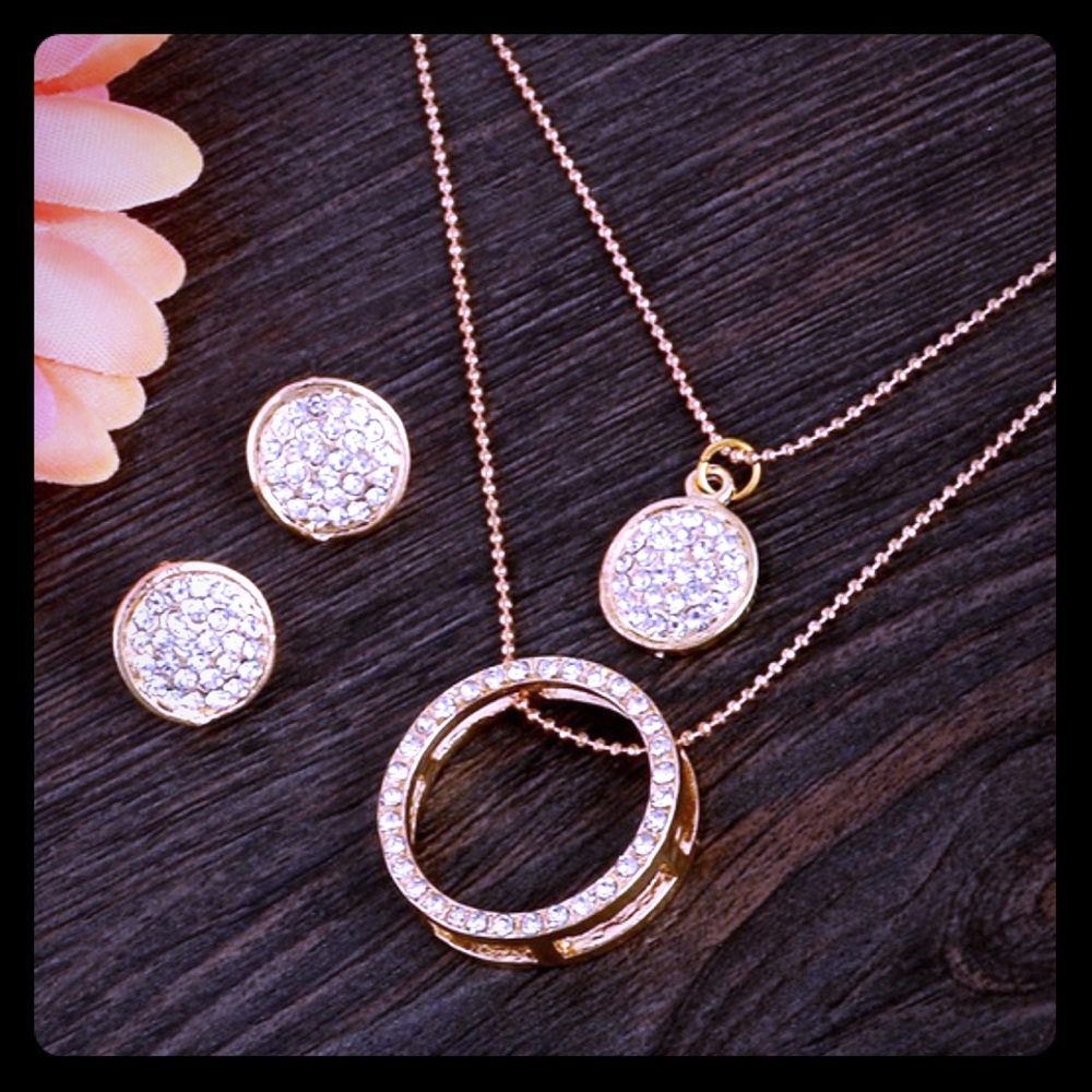 Austrian 18kt gold filled pendant set 🌺NWT🌺