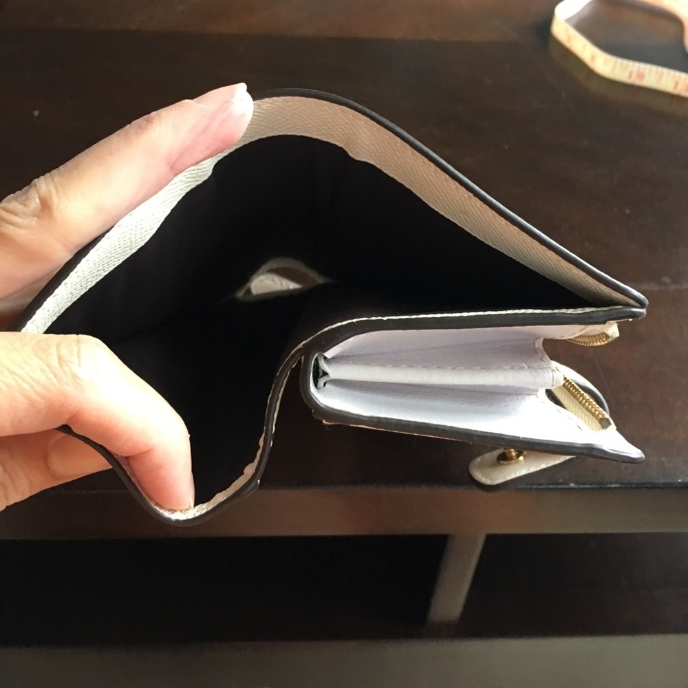 Coach wallet - Picture 3 of 3