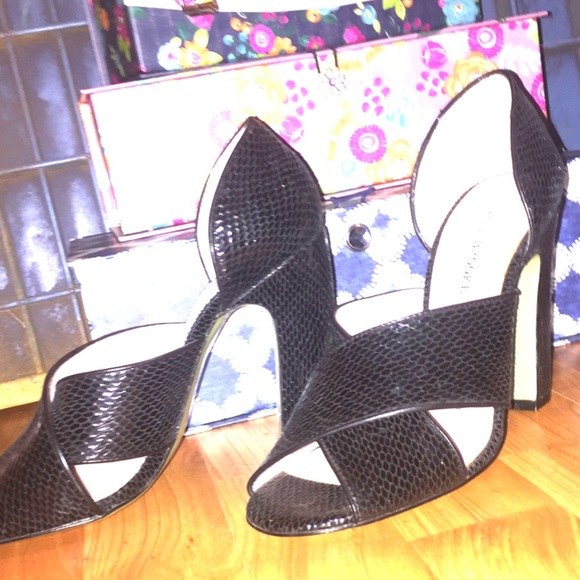 Audrey Brooks reptile heels - Picture 4 of 8