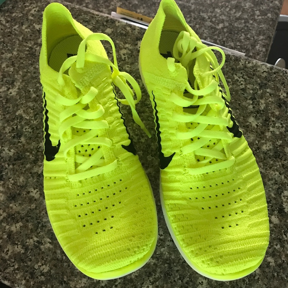 ❌❌SOLD❌🚫🎈NWOB📦 box Nike Free Run Flyknit